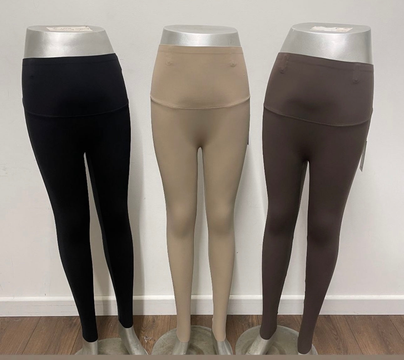 BLACK SCULPTURED LEGGINGS