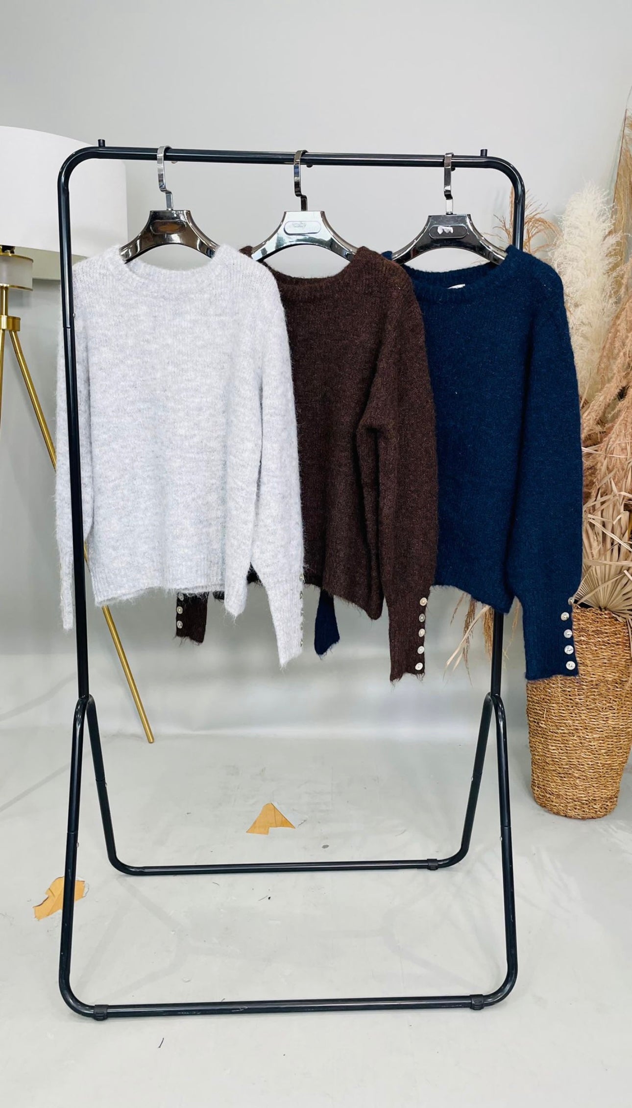 BUTTONED DETAILED CUFF JUMPER