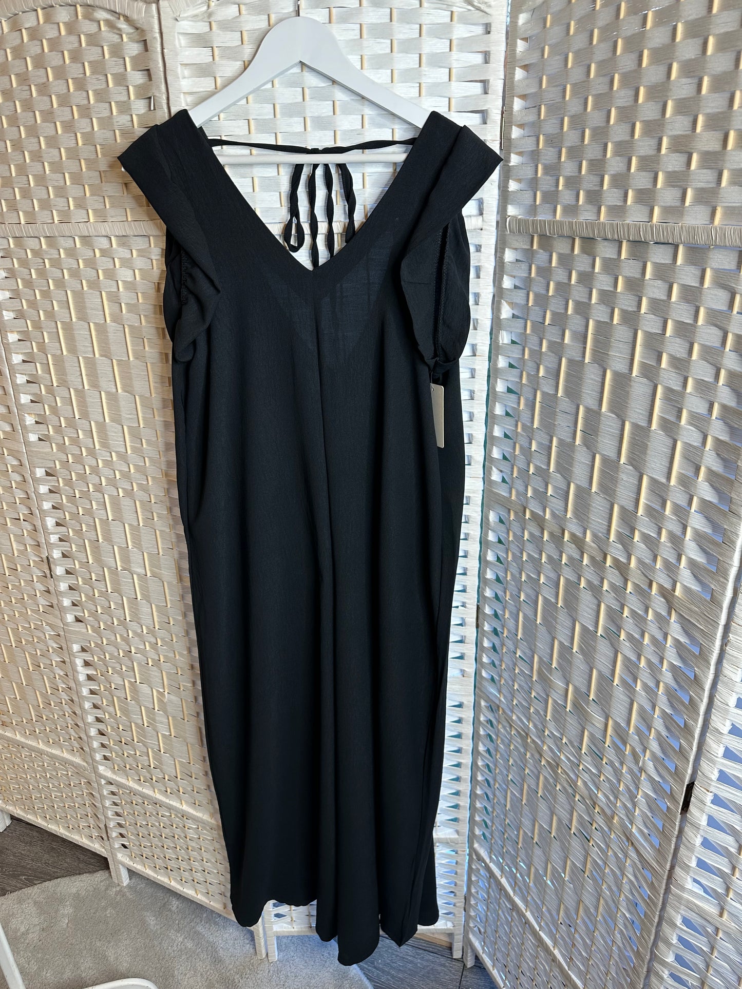 WIDE LEG FRILL SLEEVE JUMPSUIT